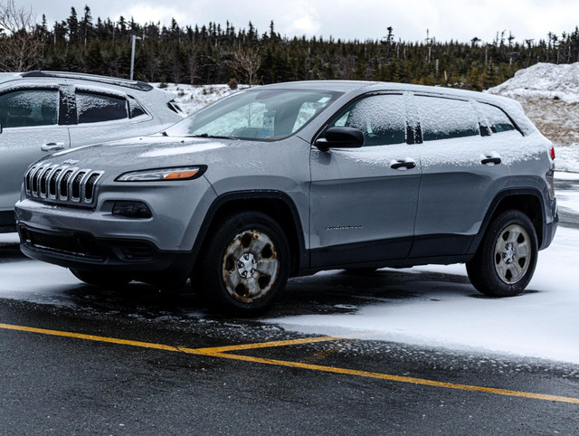 2015 Jeep Cherokee Sport in Cars & Trucks in St. John's - Image 2