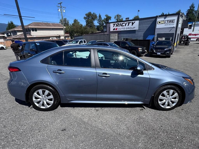 2020 Toyota Corolla LE - Forward Collision Mitigation, Lane Depa in Cars & Trucks in Burnaby/New Westminster - Image 3