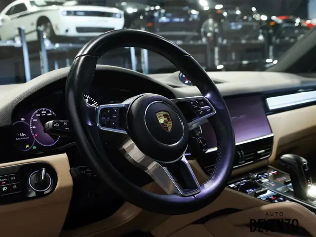 2022 Porsche Cayenne Coupe AWD in Cars & Trucks in Laval / North Shore - Image 17