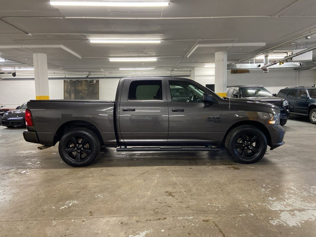 2022 Ram 1500 Classic Express 3.6L V6 4x4 Crew Cab in Cars & Trucks in Calgary - Image 4