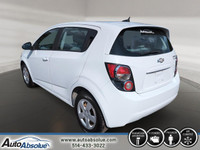 Engine: Moteur à 4 cylindres 1.8L/110CI L/100Km City: 8.3 L/100Km Hwy: 5.5 Safety Equipment Système... (image 3)