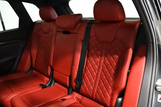 2020 Audi SQ5 Progressiv / Black optics / Carbon / Int. Rouge/ C in Cars & Trucks in Longueuil / South Shore - Image 17