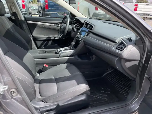 2021 Honda Civic Sedan in Cars & Trucks in Oakville / Halton Region - Image 16