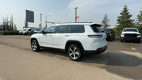 SPECIAL OFFER! This 2025 JEEP GRAND CHEROKEE L LIMITED 4X4 has the following options Capri Leatheret... (image 6)