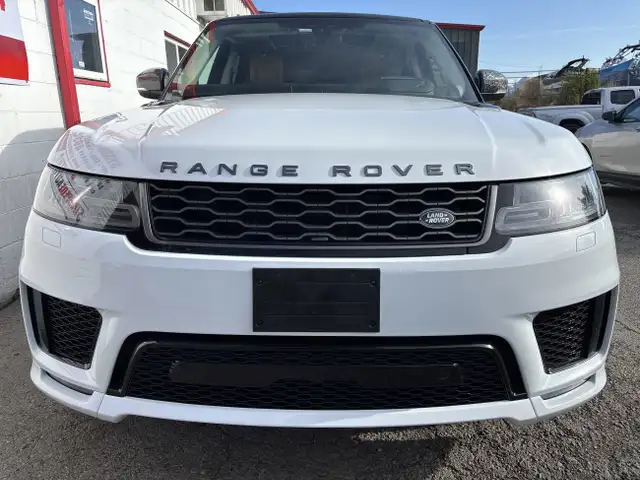 2020 Land Rover Range Rover Sport V8 Supercharged HSE Dynamic 5. in Cars & Trucks in Calgary - Image 4