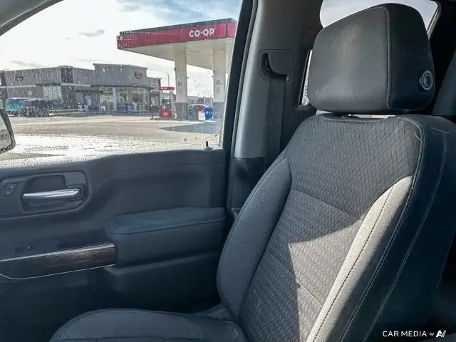 2022 GMC Sierra 1500 Limited Elevation 5.3L Double Cab in Cars & Trucks in Winnipeg - Image 25