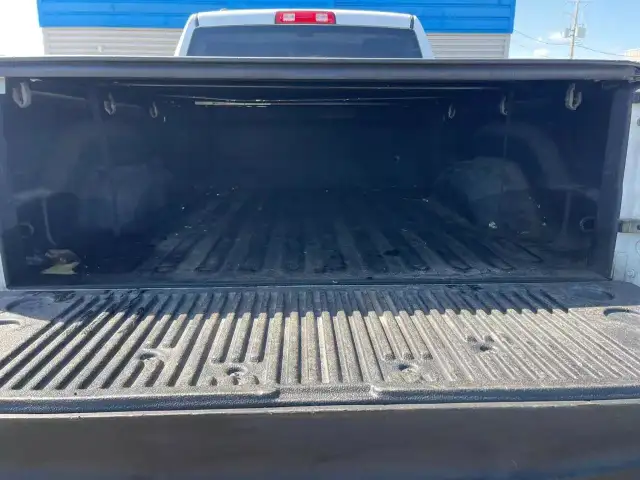 2015 RAM 1500 ST in Cars & Trucks in Laval / North Shore - Image 8
