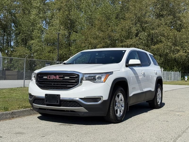 2018 GMC Acadia SLE AWD 7-Passenger in Cars & Trucks in Richmond - Image 3