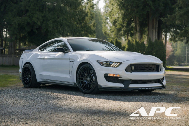 2016 Ford Mustang in Cars & Trucks in Delta/Surrey/Langley