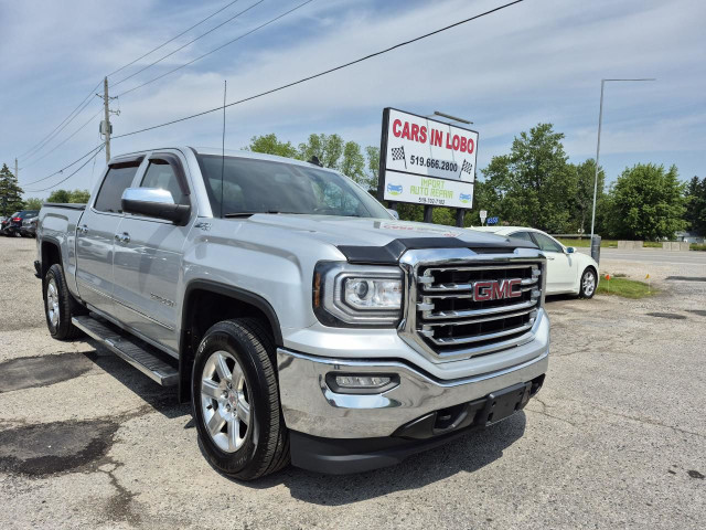 2017 GMC Sierra 1500 4WD CREW CAB 143.5" SLT in Cars & Trucks in London