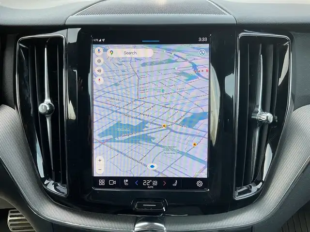 2022 Volvo XC60 B6 R-Design AWD - BOWERS & WILKINS! NAV! 360 CAM dans Autos et camions dans Kitchener / Waterloo - Image 28