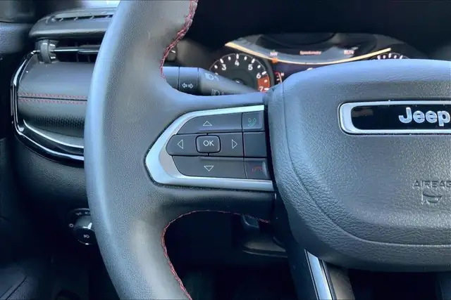2023 Jeep Compass 4WD TRAILHAWK in Cars & Trucks in Edmonton - Image 19