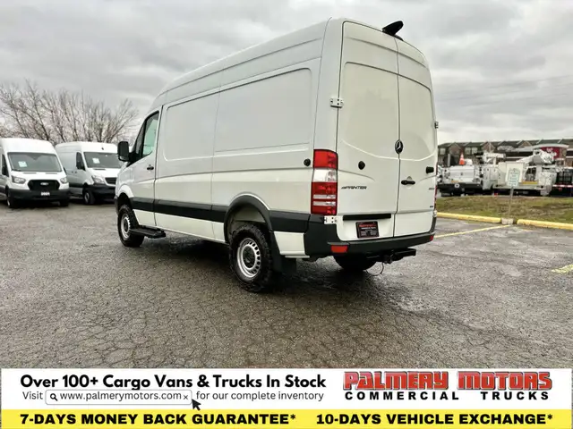 2017 Mercedes-Benz Sprinter 2500 144" HIGH ROOF 4X4 +LOW RANGE dans Autos et camions dans Région de Mississauga/Peel - Image 12