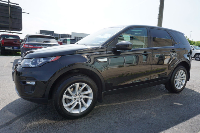 2017 Land Rover Discovery Sport in Cars & Trucks in Oakville / Halton Region - Image 3