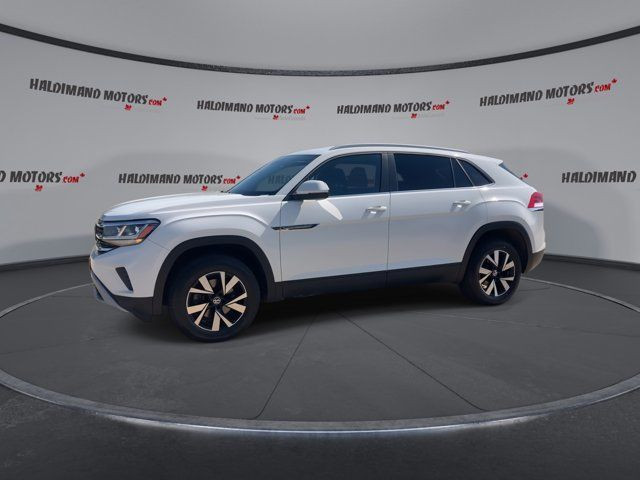 2020 Volkswagen Atlas Cross Sport Trendline in Cars & Trucks in Hamilton - Image 4