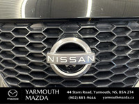 Sunroof, Leather Seats, Navigation System, Heated Seats, Air Conditioning, Adaptive Cruise Control,... (image 5)