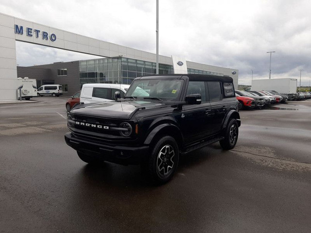 2023 Ford Bronco Outer Banks in Cars & Trucks in Calgary