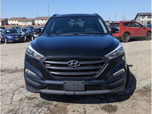  2018 Hyundai Tucson AWD Luxury | NAV | LEATHER | PANO ROOF | CA in Cars & Trucks in London - Image 4