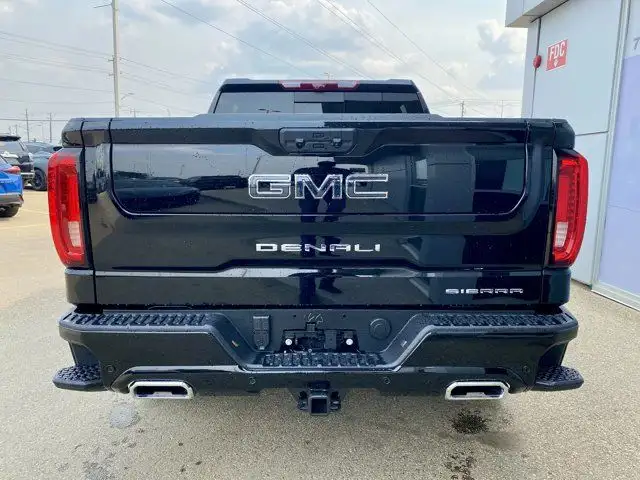 2025 GMC Sierra 1500 Crew Cab Denali Ultimate in Cars & Trucks in Edmonton - Image 7