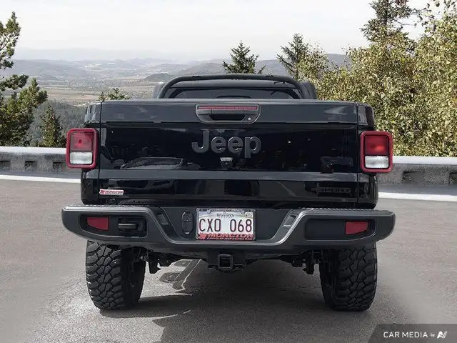 2020 Jeep Gladiator Sport S in Cars & Trucks in Moncton - Image 6