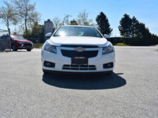 2014 Chevrolet Cruze Diesel in Cars & Trucks in Burnaby/New Westminster - Image 2