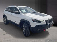 This Jeep Cherokee boasts a Regular Unleaded V-6 3.2 L/198 engine powering this Automatic transmissi... (image 5)