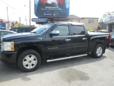  2010 Chevrolet Silverado 1500 LT1 Crew Cab 4WD