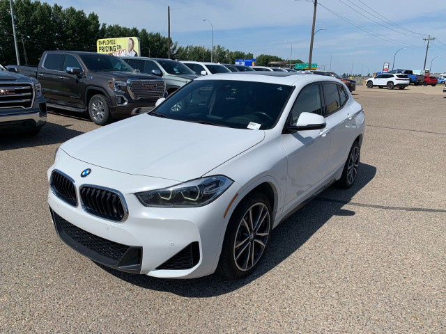 2022 BMW X2 in Cars & Trucks in Medicine Hat - Image 3