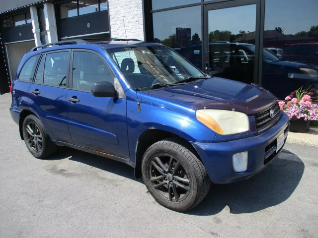 2002 TOYOTA RAV4 4X4 MANUELLE 5 VITESSES in Cars & Trucks in Longueuil / South Shore