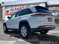 Recent Arrival! 2023 Jeep Grand Cherokee Limited Bright White Clearcoat 4D Sport Utility 4WD Pentast... (image 7)