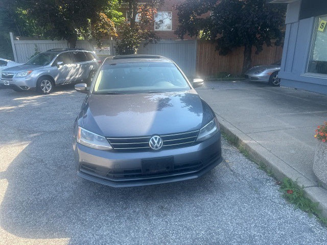 2015 Volkswagen Jetta 2.0L Man Trendline in Cars & Trucks in Mississauga / Peel Region - Image 2