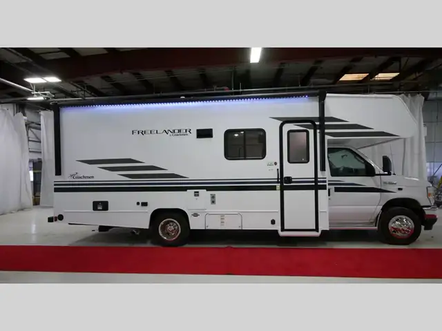 2023 Coachmen RV Freelander 23FS in RVs & Motorhomes in Kamloops - Image 11