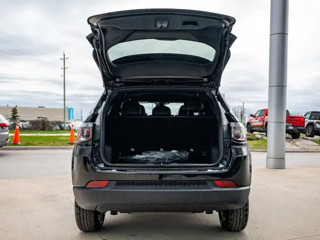 2025 Jeep Compass North in Cars & Trucks in Barrie - Image 8