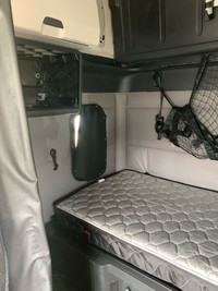 Ryder Stock ID: 876536 Transmission Type/Speed: AUTO 10 Engine: DIESEL X15'17 500/1800 Horse Power:... (image 9)