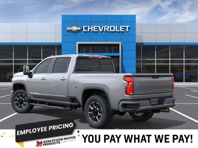 2025 Chevrolet Silverado 3500HD High Country | Z71 Off-Road Pkg in Cars & Trucks in Saskatoon - Image 4