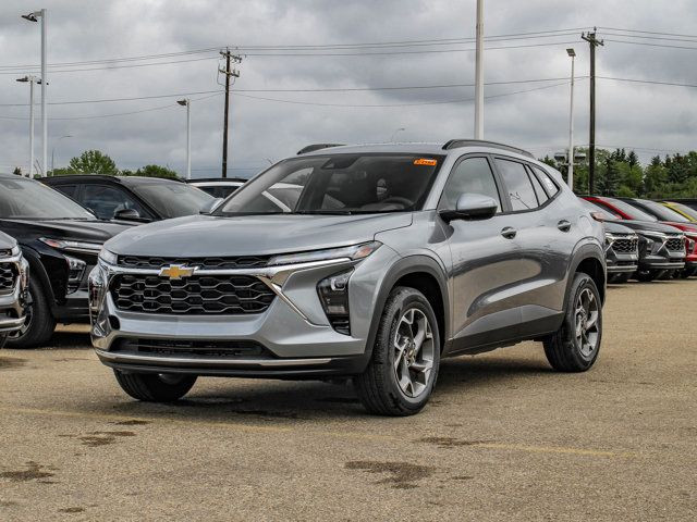 2025 Chevrolet Trax LT in Cars & Trucks in Edmonton - Image 4
