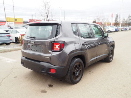 2017 Jeep Renegade FWD. 6-Speed. Traction Control. 2nd Tires. in Cars & Trucks in Edmonton - Image 2