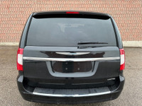 FINANCING AVAILABLE O.A.C AT ONLY $185 BI-WEEKLY! STOW N GO, REARVIEW CAMERA, UPGRADED WHEELS, REAR-... (image 4)
