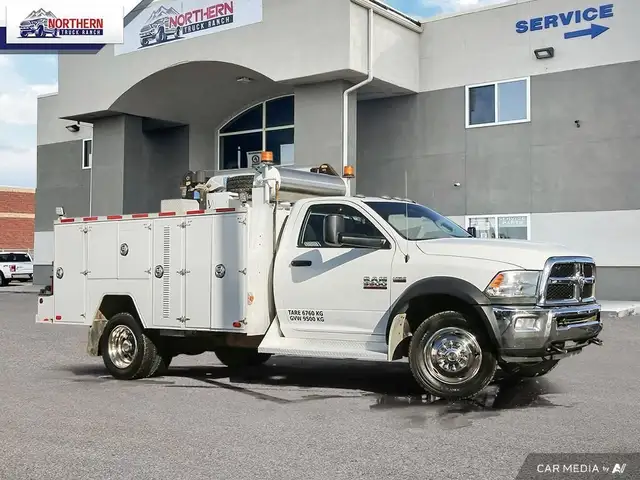 2018 RAM 5500 Chassis ST/SLT REGULAR CAB 4X4 SERVICE TRUCK CR... dans Autos et camions dans Ville d’Edmonton - Image 5