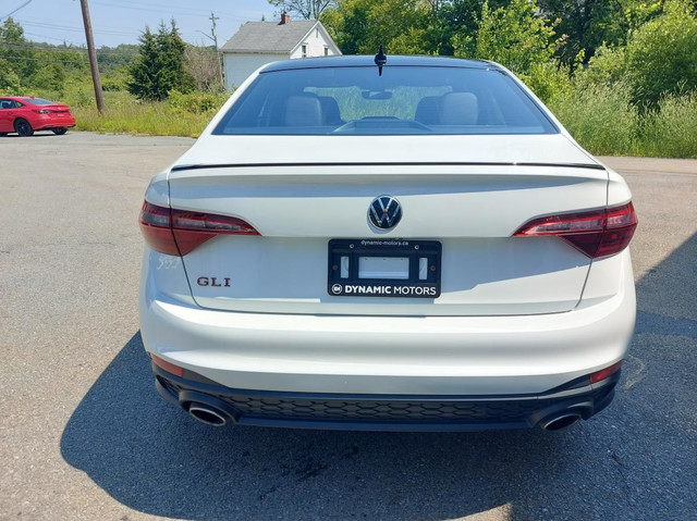2022 Volkswagen Jetta GLI DSG ONE OWNER! CLEAN CARFAX! NO MODS!  in Cars & Trucks in Bedford - Image 4