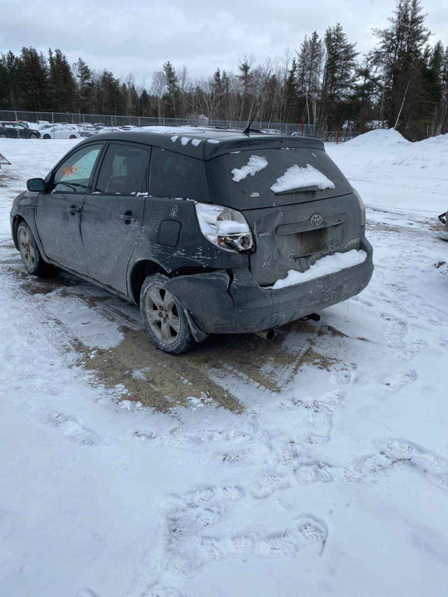 2005 Toyota Matrix Base in Cars & Trucks in Barrie - Image 4
