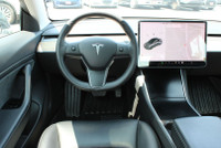 ACCIDDENT FREE ONE OWNER DON'T PAY EXTRA FOR SAFETY CERTIFICATION Well Maintained 2020 Tesla Model 3... (image 9)