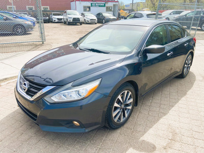 2017 Nissan Altima Auto loaded Only $11,945