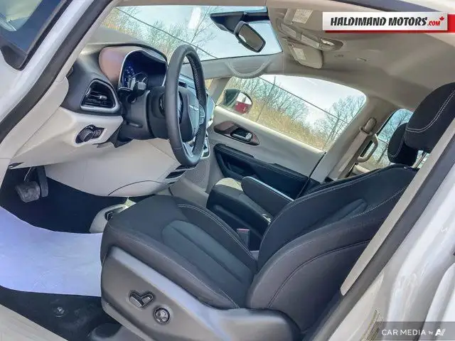 2024 Chrysler Grand Caravan SXT in Cars & Trucks in Hamilton - Image 17