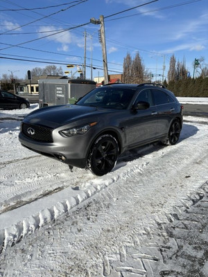 2017 Infiniti QX70