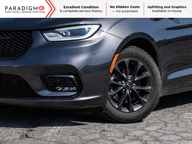 2022 Dodge Chrysler Pacifica Touring L in Cars & Trucks in Hamilton - Image 2