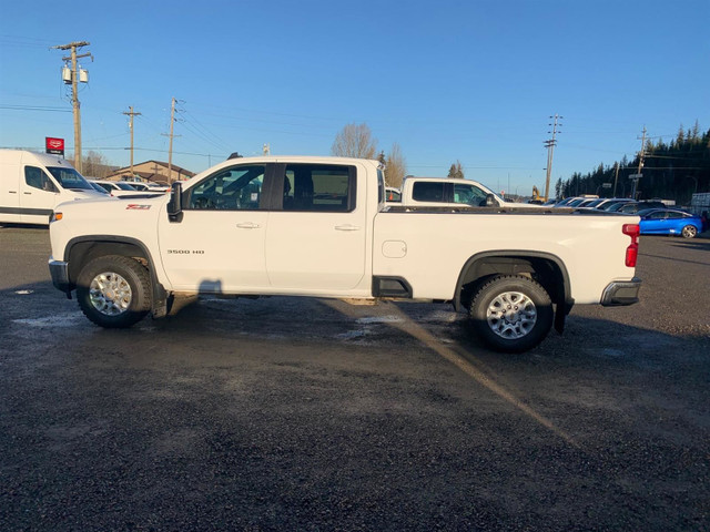  2022 Chevrolet Silverado 3500HD in Cars & Trucks in Prince George - Image 2