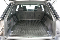 Locally owned & serviced 7 passenger SUV! This Carfax 1 owner local 2021 Audi Q7 with Quattro All-Wh... (image 9)