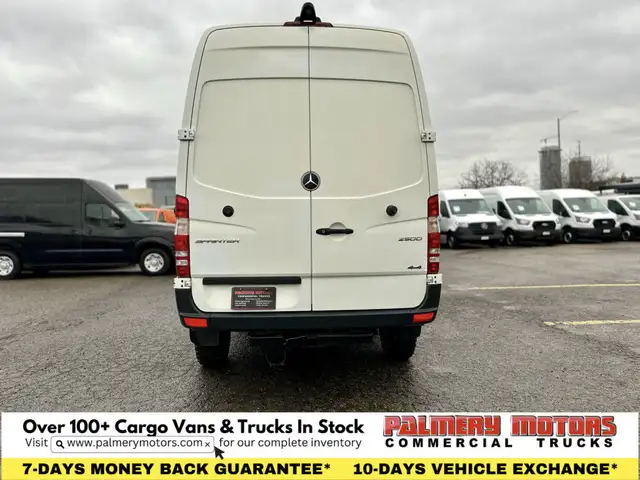 2017 Mercedes-Benz Sprinter 2500 144" HIGH ROOF 4X4 +LOW RANGE dans Autos et camions dans Région de Mississauga/Peel - Image 11