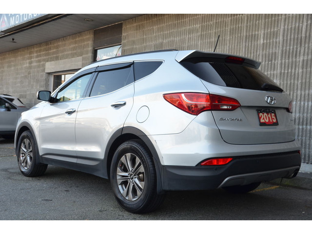 2015 Hyundai Santa Fe Sport in Cars & Trucks in Burnaby/New Westminster - Image 4